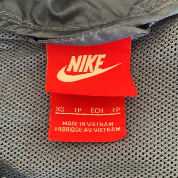 Nike Vintage Color Blocked Windbreaker - Picture 2 of 6